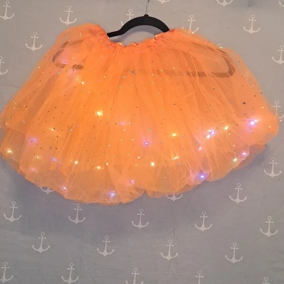 New LED Light-Up 3-Layered Tulle Festival Tutu Skirt in Orange - Picture 5 of 7